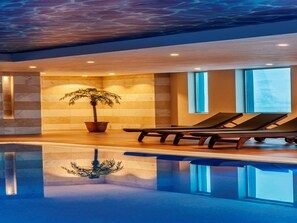 Indoor pool, outdoor pool