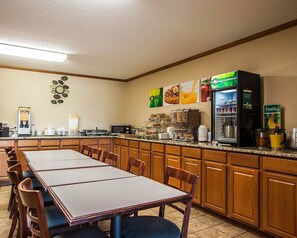 Free daily buffet breakfast