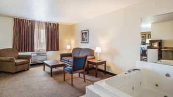 Hochwertige Bettwaren, Pillowtop-Betten, Zimmersafe, Schreibtisch