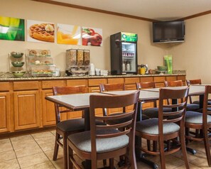 Desayuno buffet incluido todos los días