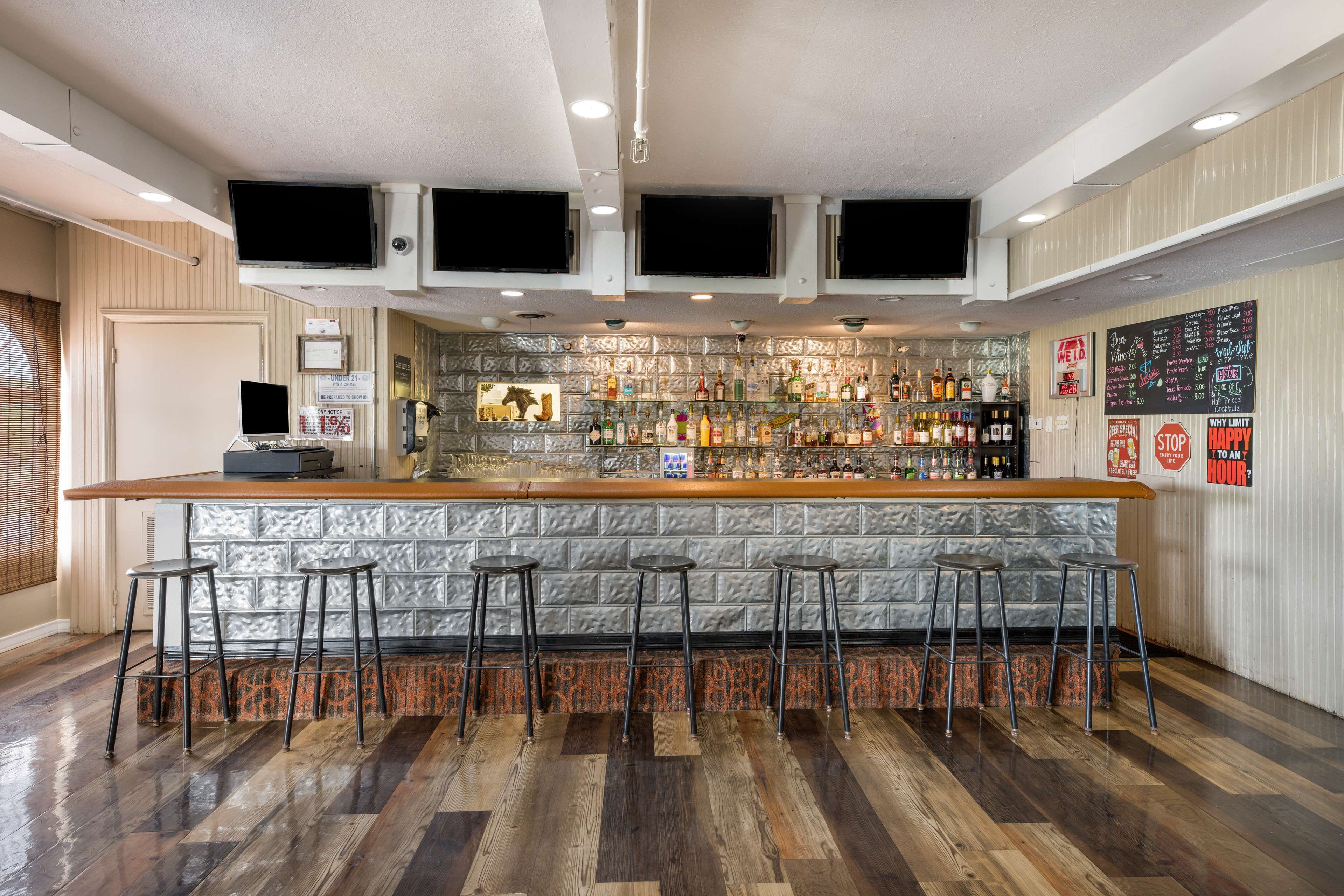 Bar (en la propiedad)