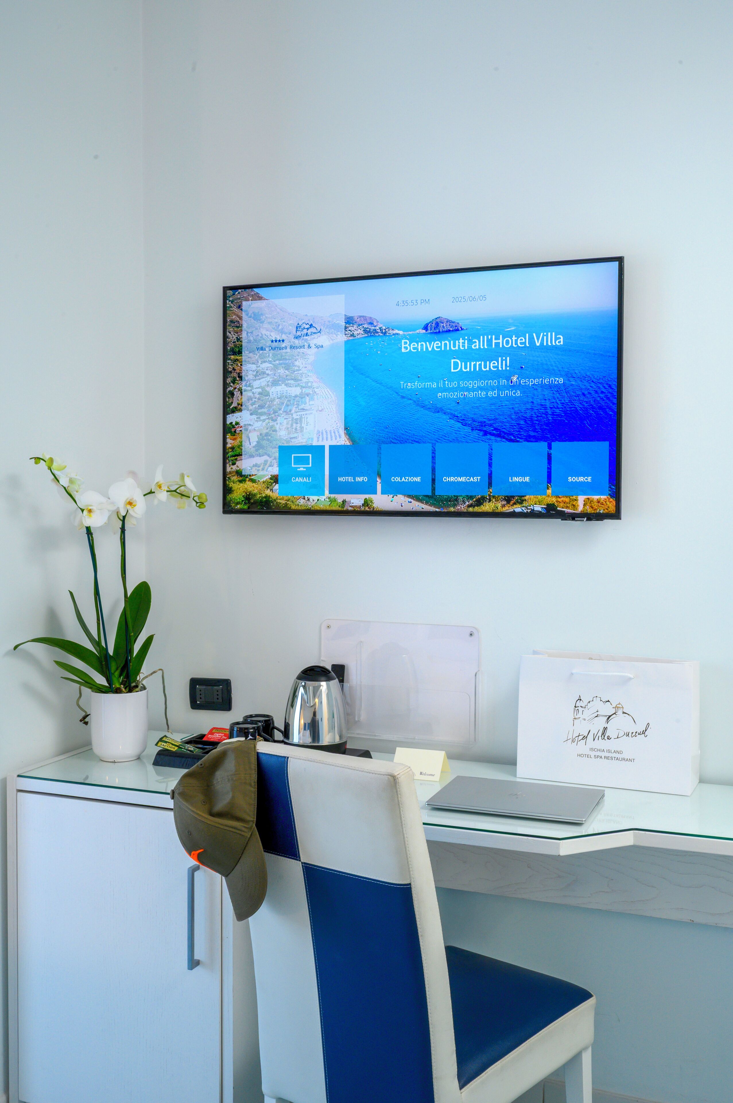 superior double or twin room, sea view | minibar, in-room safe, desk, blackout curtains