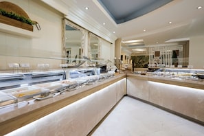 Desayuno buffet incluido todos los días 