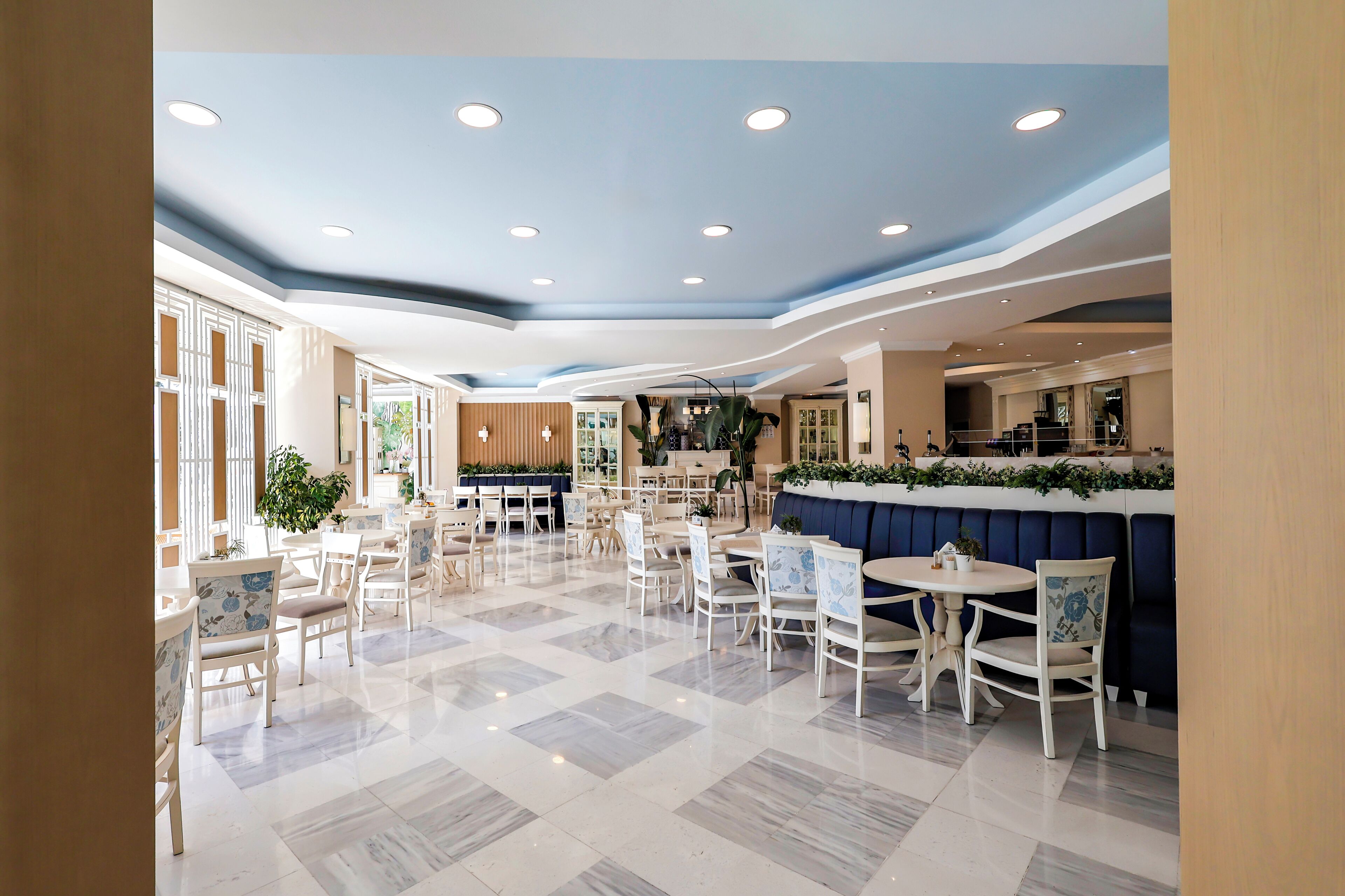 Desayuno buffet incluido todos los días