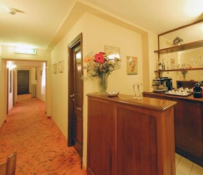 Reception - Hotel La Gioconda (Florence)