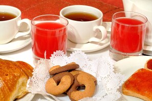 Free buffet breakfast  - Hotel La Gioconda (Florence)