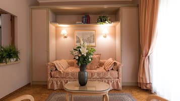 Standard Apartment | Living area | 80-cm plasma TV with satellite channels, TV, pay movies