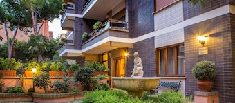 Aurelia Residence
