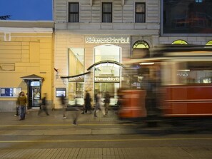 Front of property - Richmond Istanbul (Istanbul)