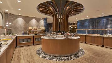 Daily buffet breakfast (TRY 500 per person)