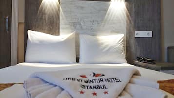 Minibar, escritorio, sistema de insonorización y cunas gratuitas