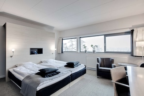 In-room safe, desk, iron/ironing board, free cribs/infant beds