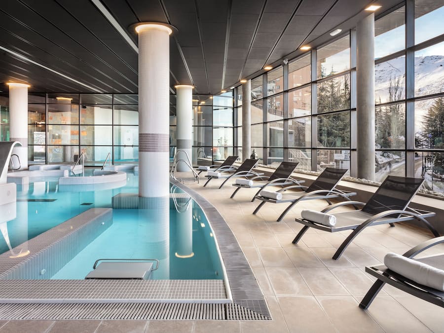 Behandlingsrom for par, badstue, boblebad, dampbad og kroppsbehandlinger