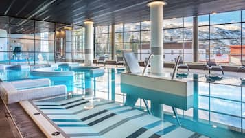 Piscine couverte