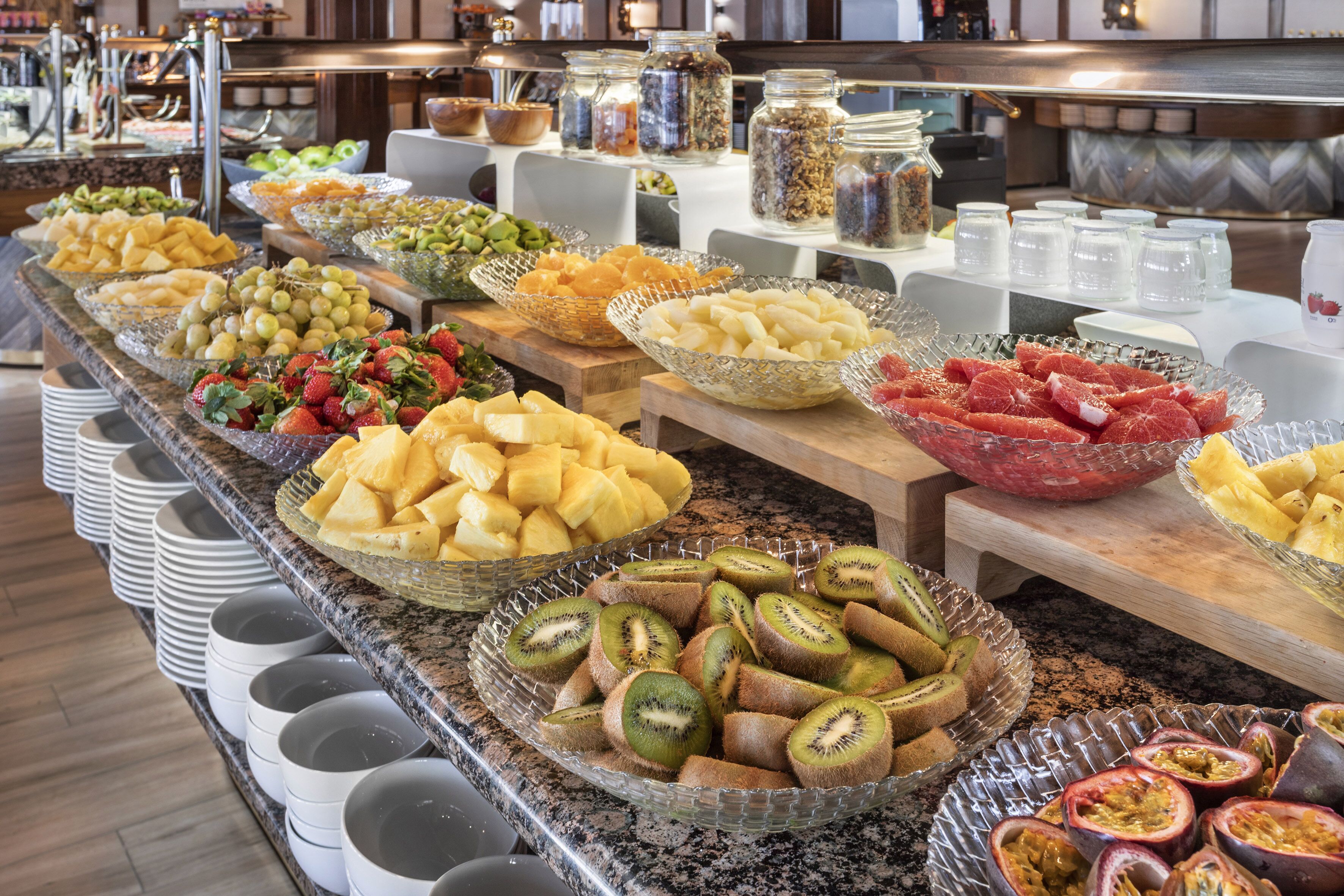 Daily buffet breakfast (EUR 21.50 per person)
