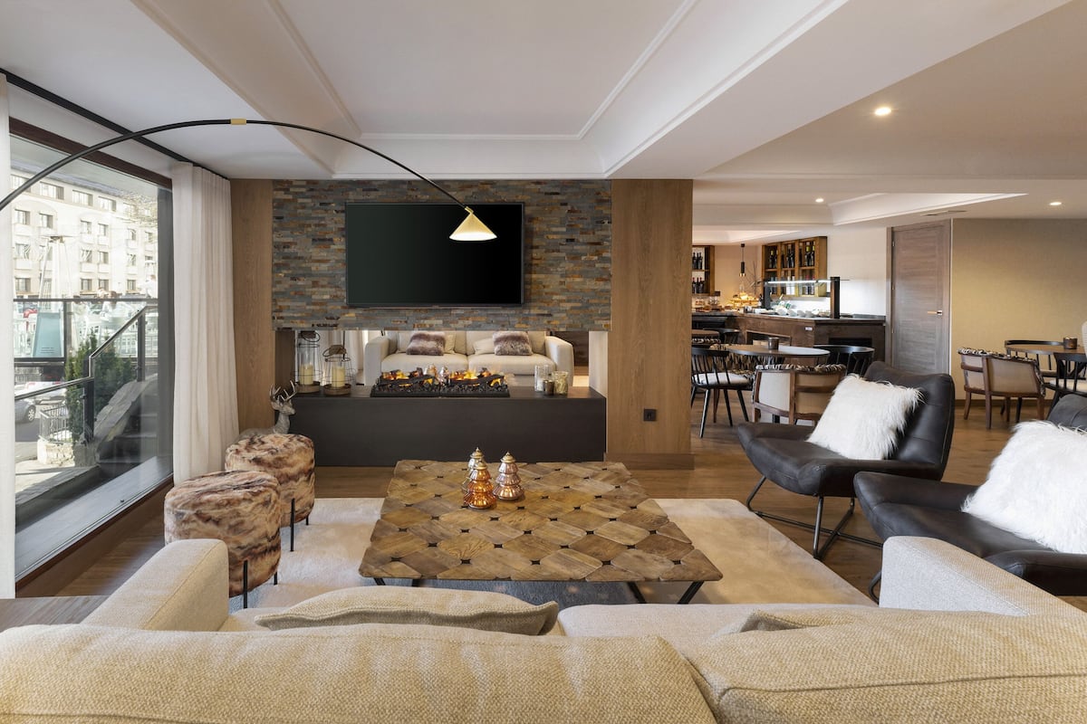 Executive lounge
