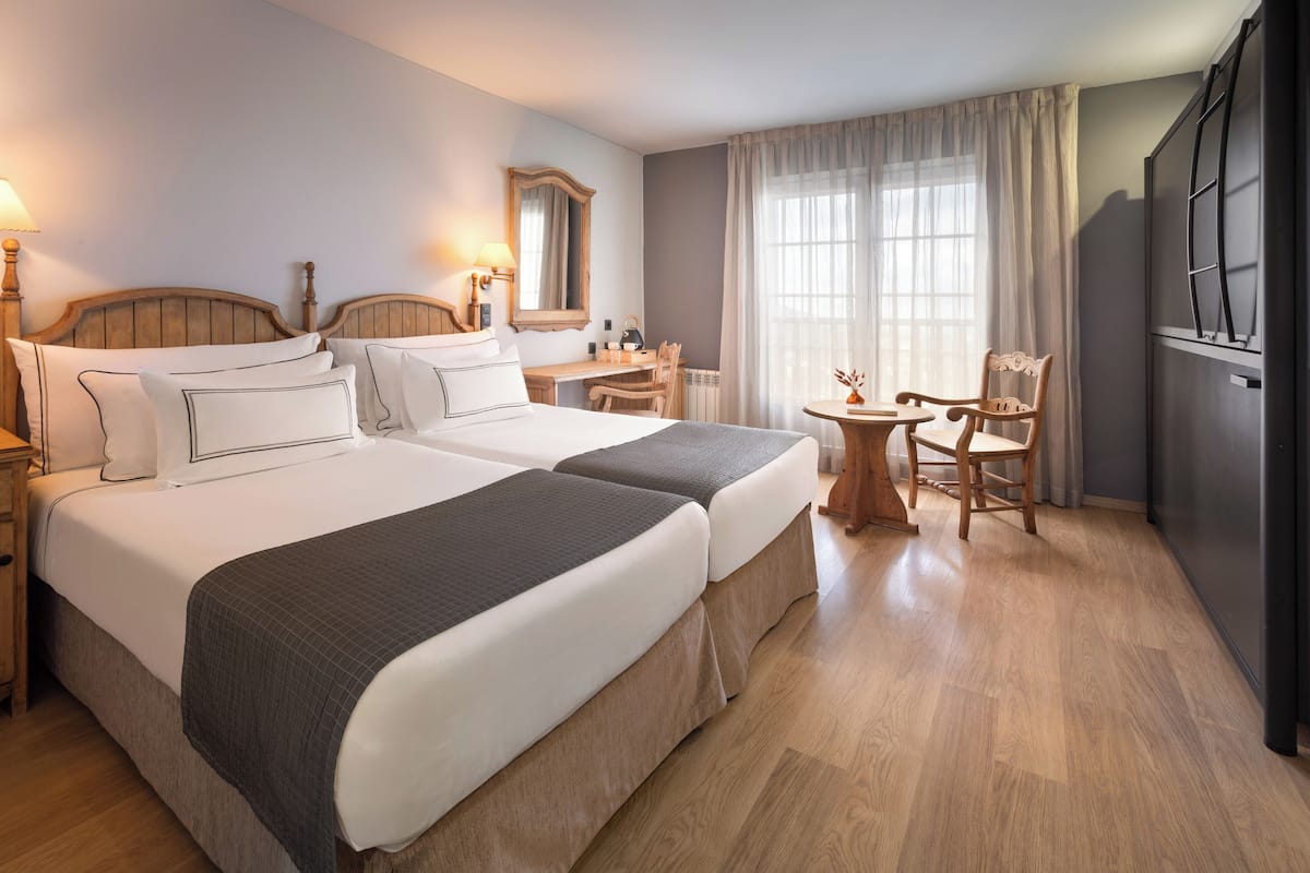 Down duvets, free minibar items, in-room safe, desk