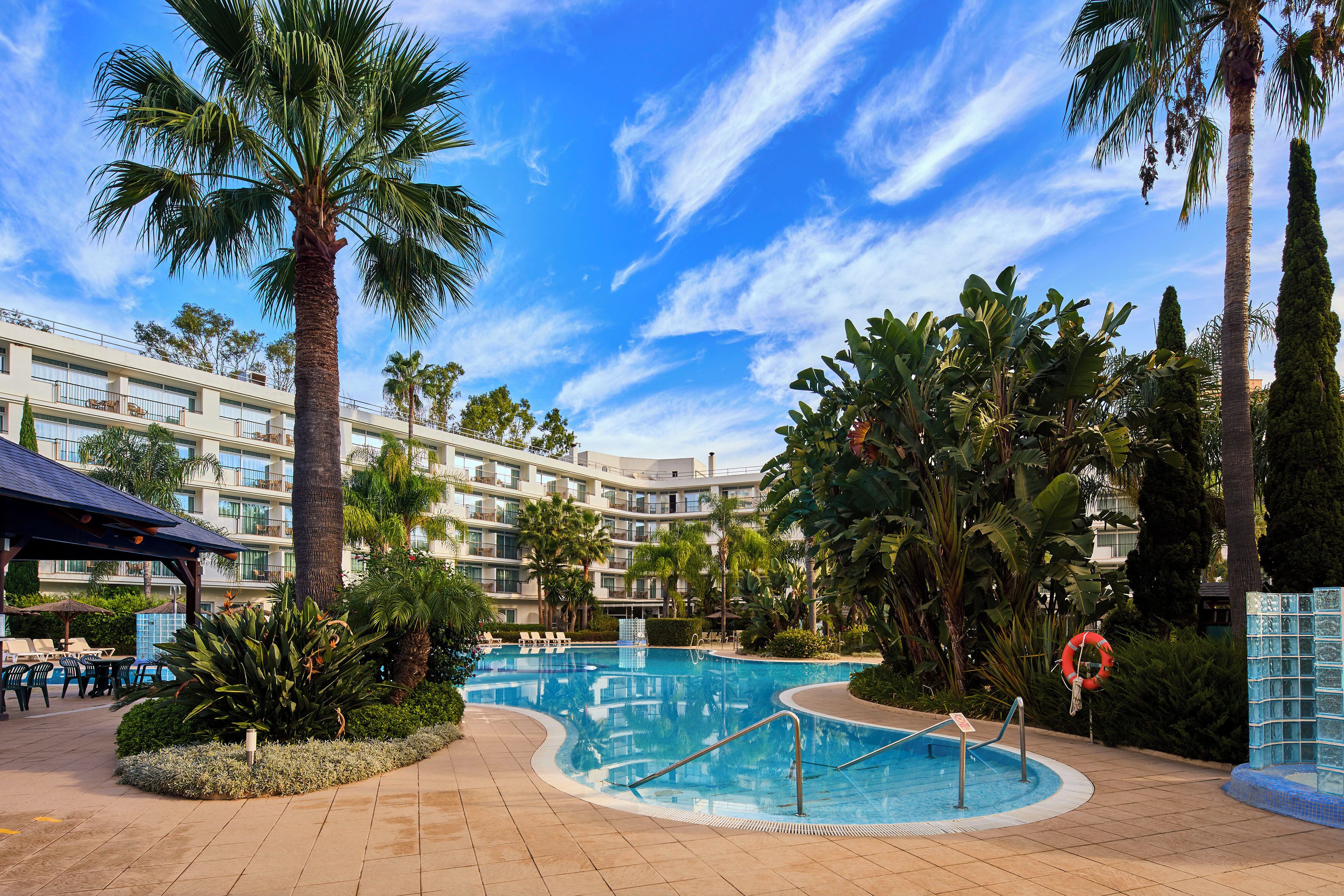 Indoor pool, 4 outdoor pools, sun loungers