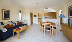Apartment, 1 Bedroom | Living room | TV - Alvor Clube Brisamar (Portimao)