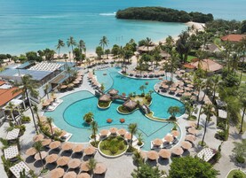 4 Außenpools, geöffnet von 07:00 Uhr bis 19:00 Uhr, Cabañas (kostenlos)