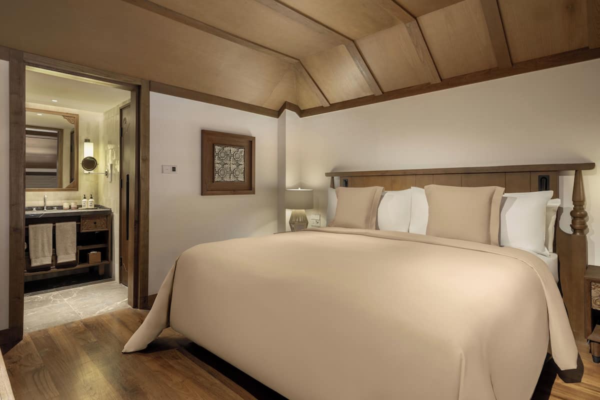 Ropa de cama de alta calidad y minibar