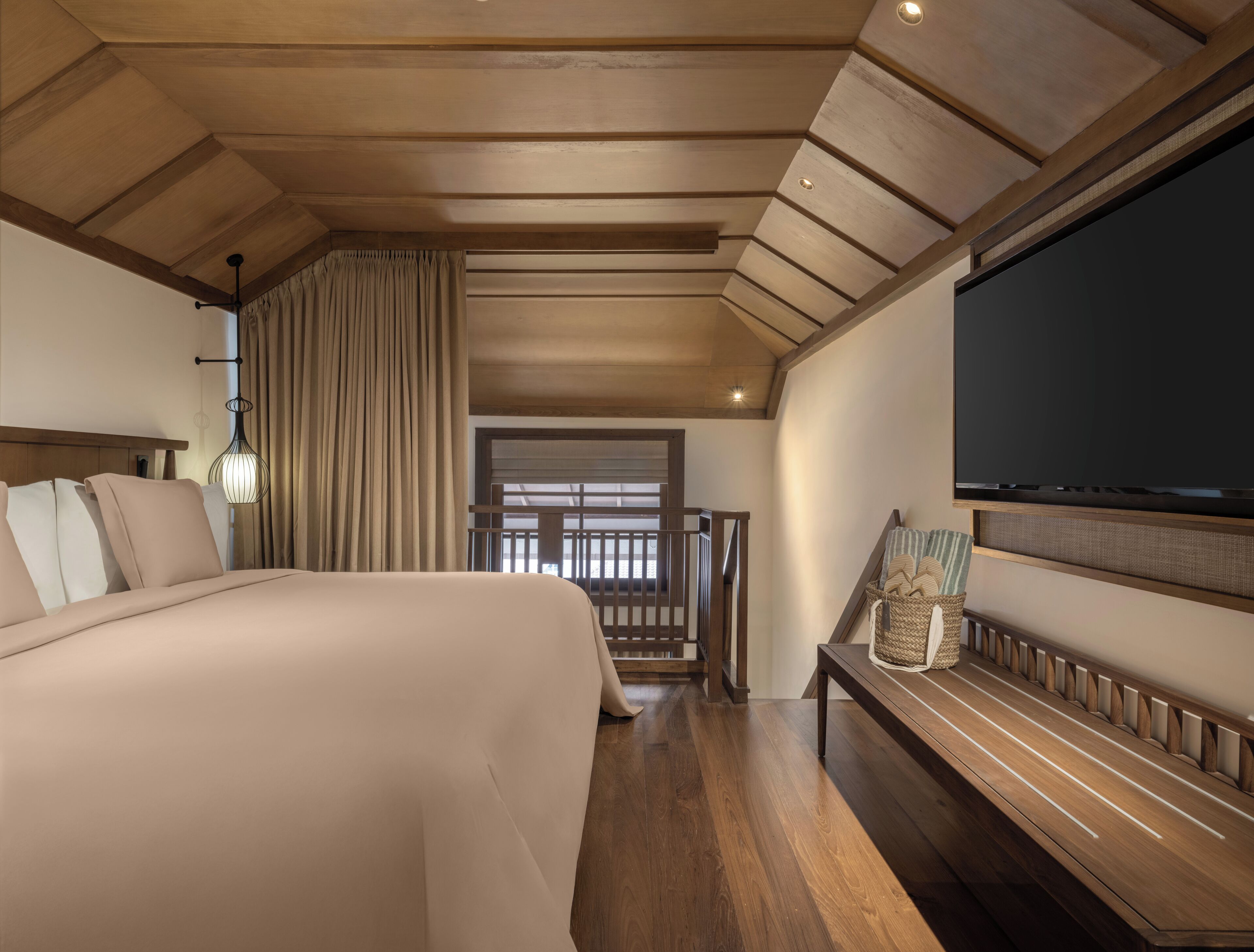 迷你吧、客房内保险箱、特色家居、办公桌