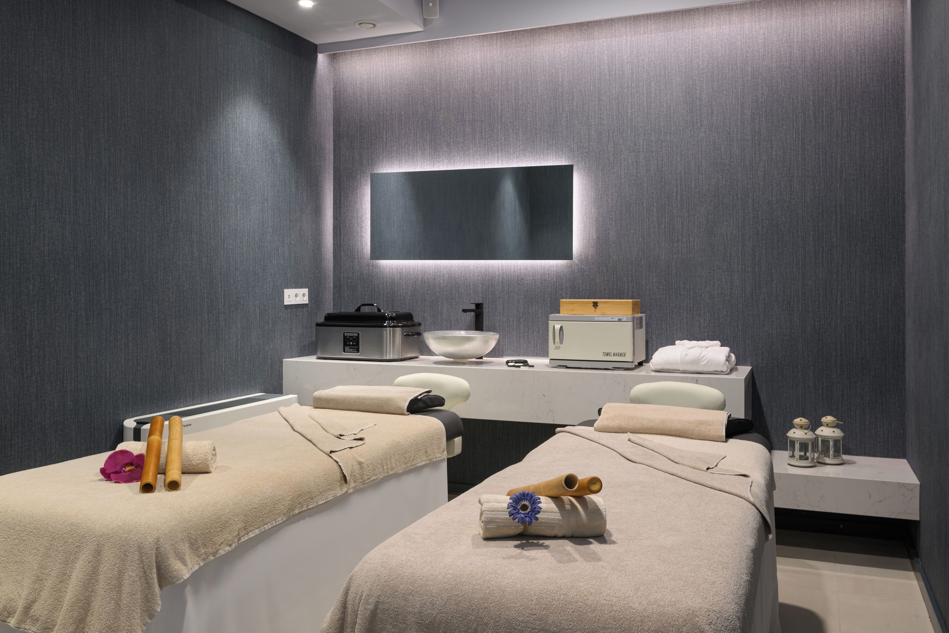 Sauna, steam room, Turkish bath, body treatments