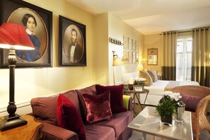 1 bedroom, premium bedding, pillow-top beds, minibar