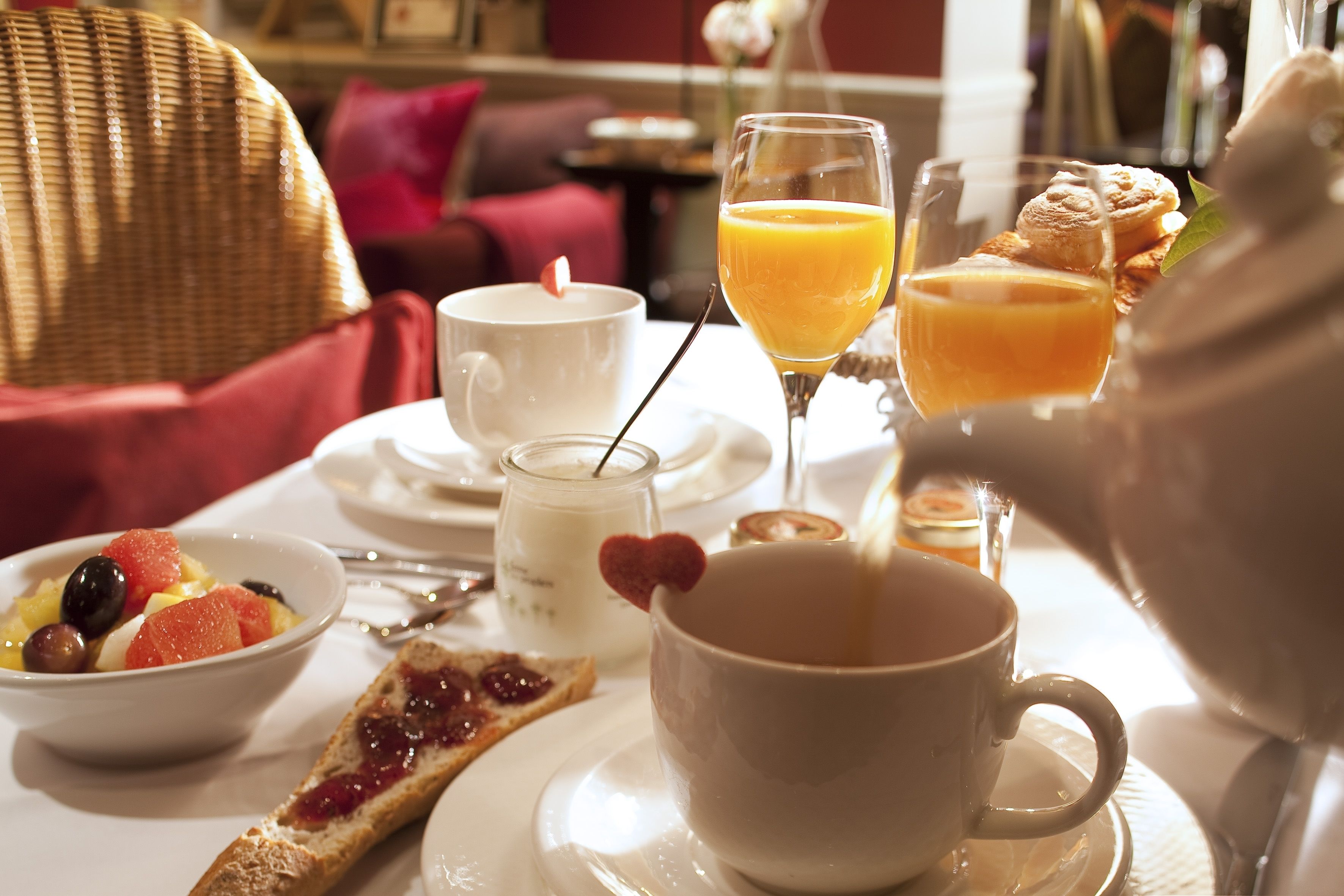 Kontinental frokost hver dag (EUR 22 per person)