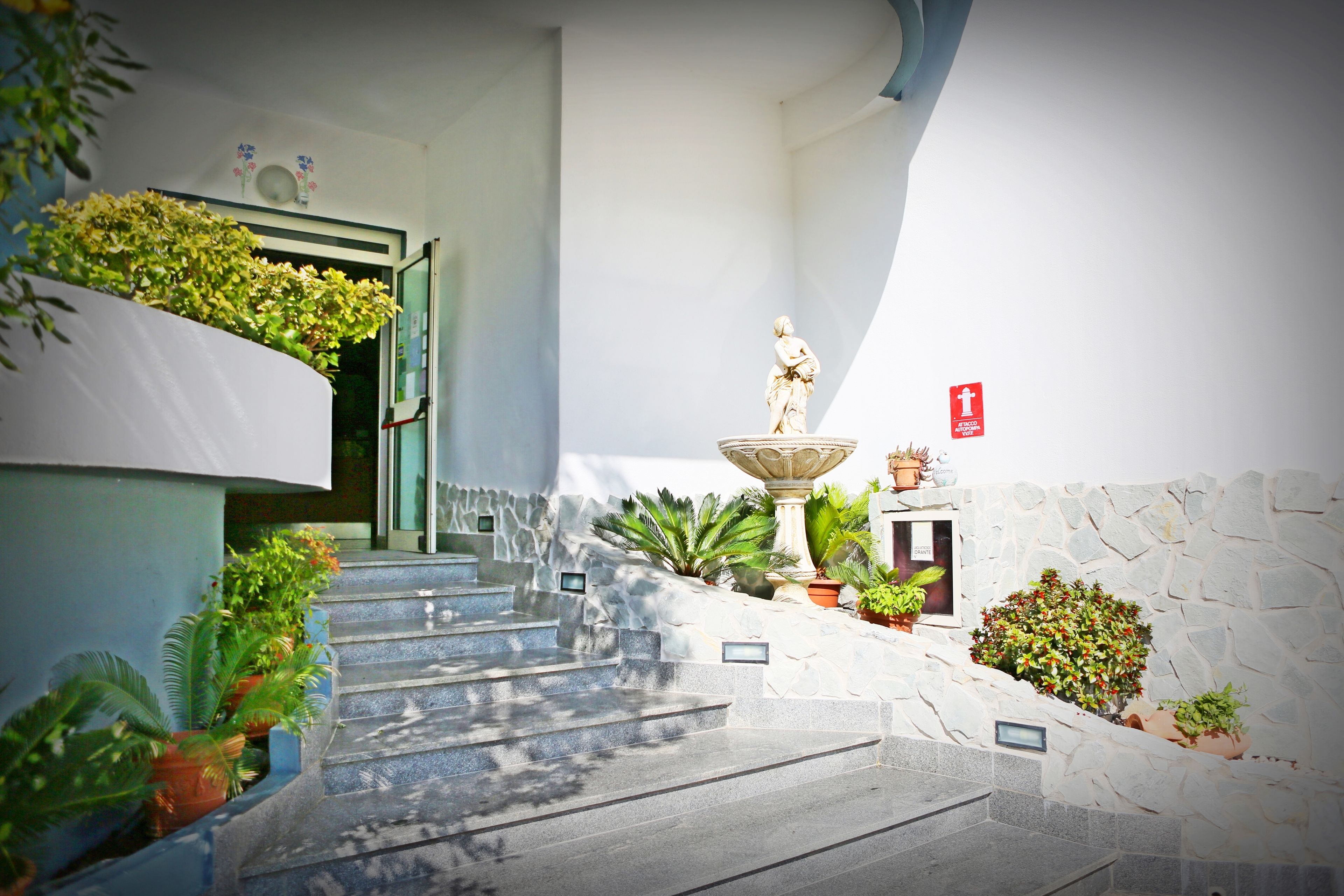 Ingresso della struttura