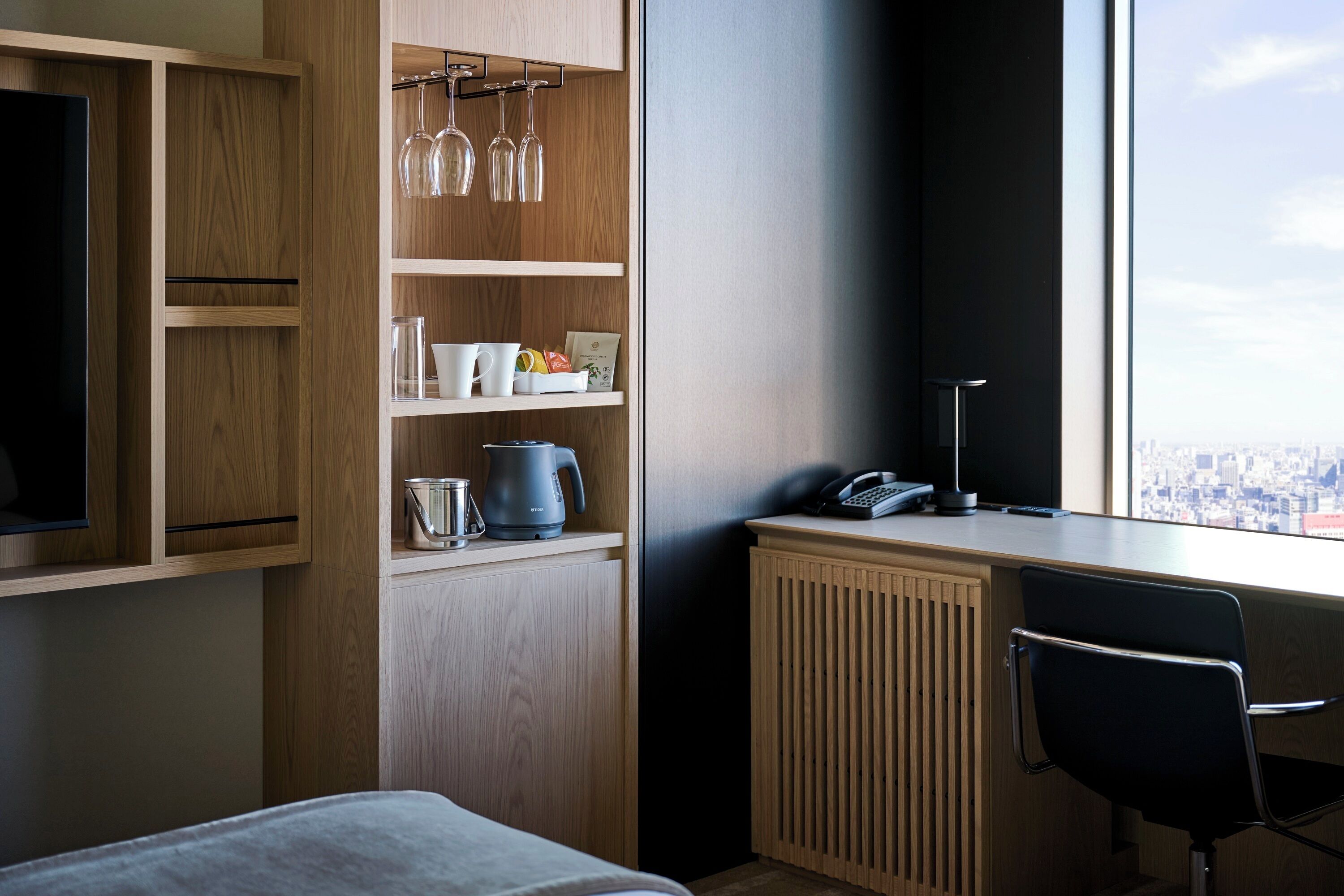 1 bedroom, down duvets, in-room safe, desk