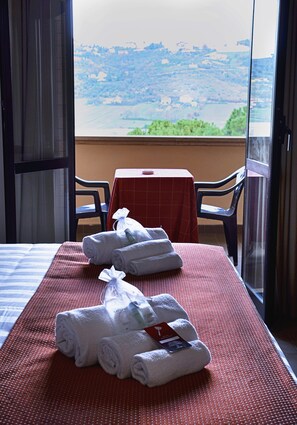 Panoramic Triple Room, 1 Bedroom | 1 bedroom, premium bedding, in-room safe, desk