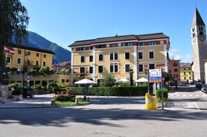 Fachada de la propiedad