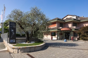 Entrada al alojamiento