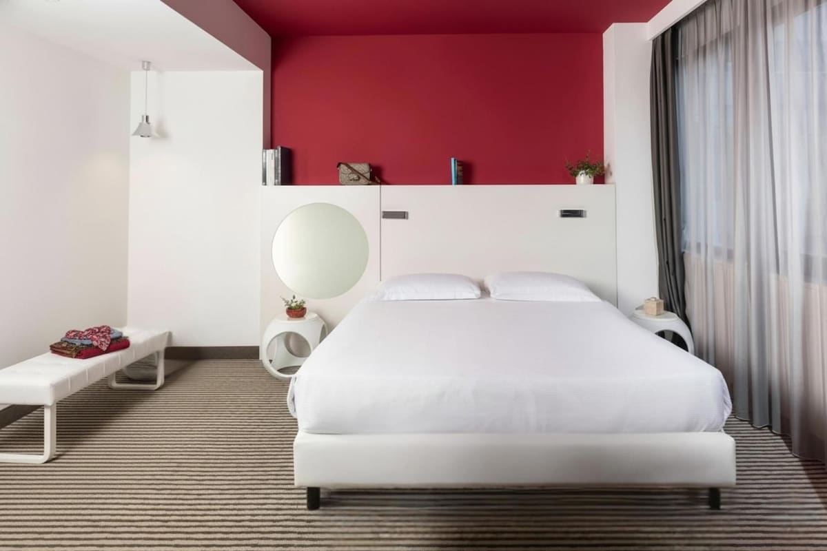 Minibar, in-room safe, desk, blackout drapes