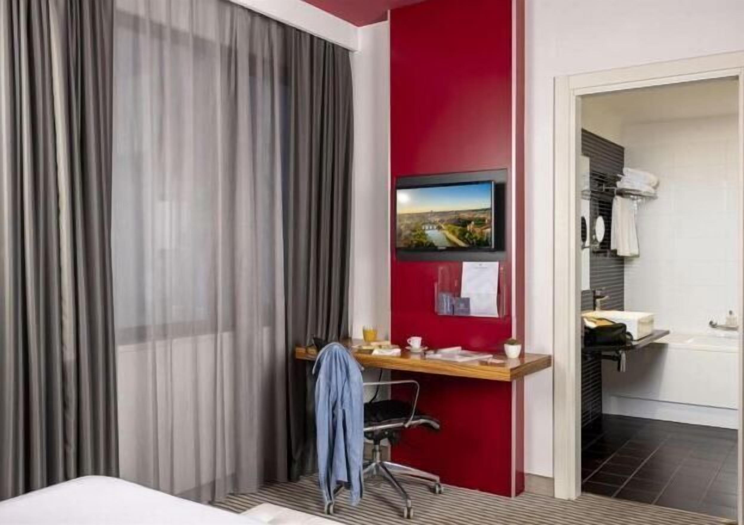 Minibar, in-room safe, desk, blackout curtains