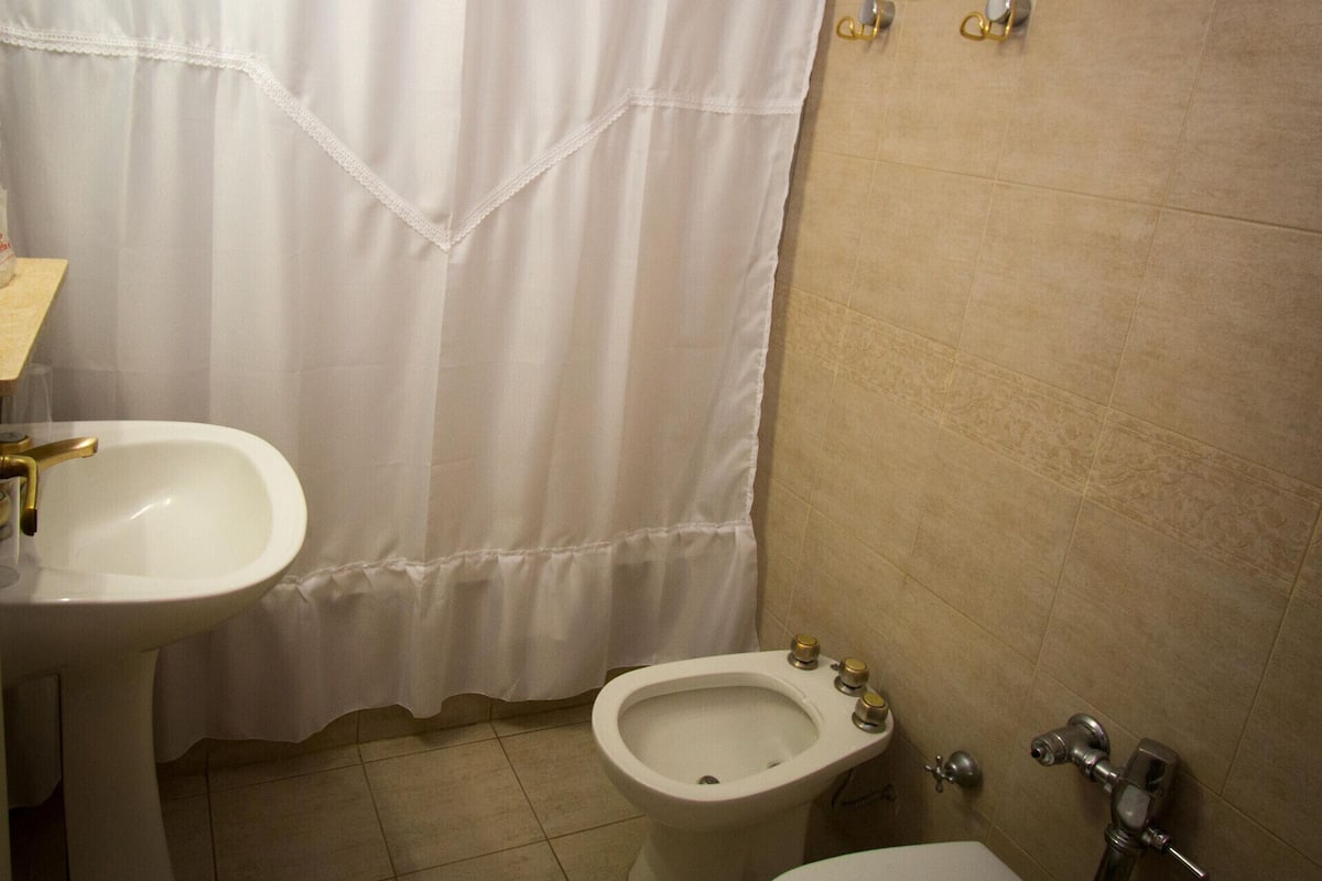 Bathroom | Deep soaking tub, rainfall showerhead, free toiletries, hair dryer