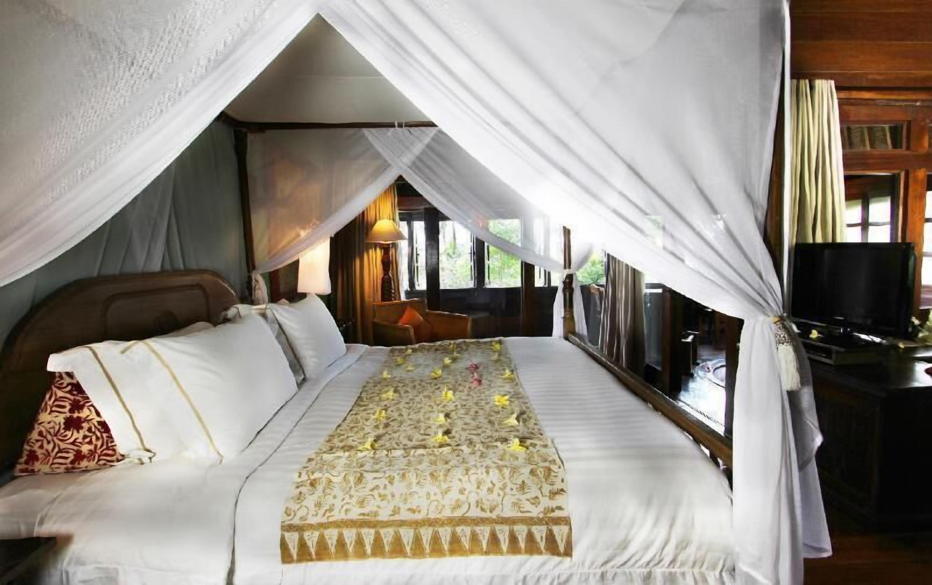 Minibar, két bảo mật tại phòng, trang trí khác biệt 