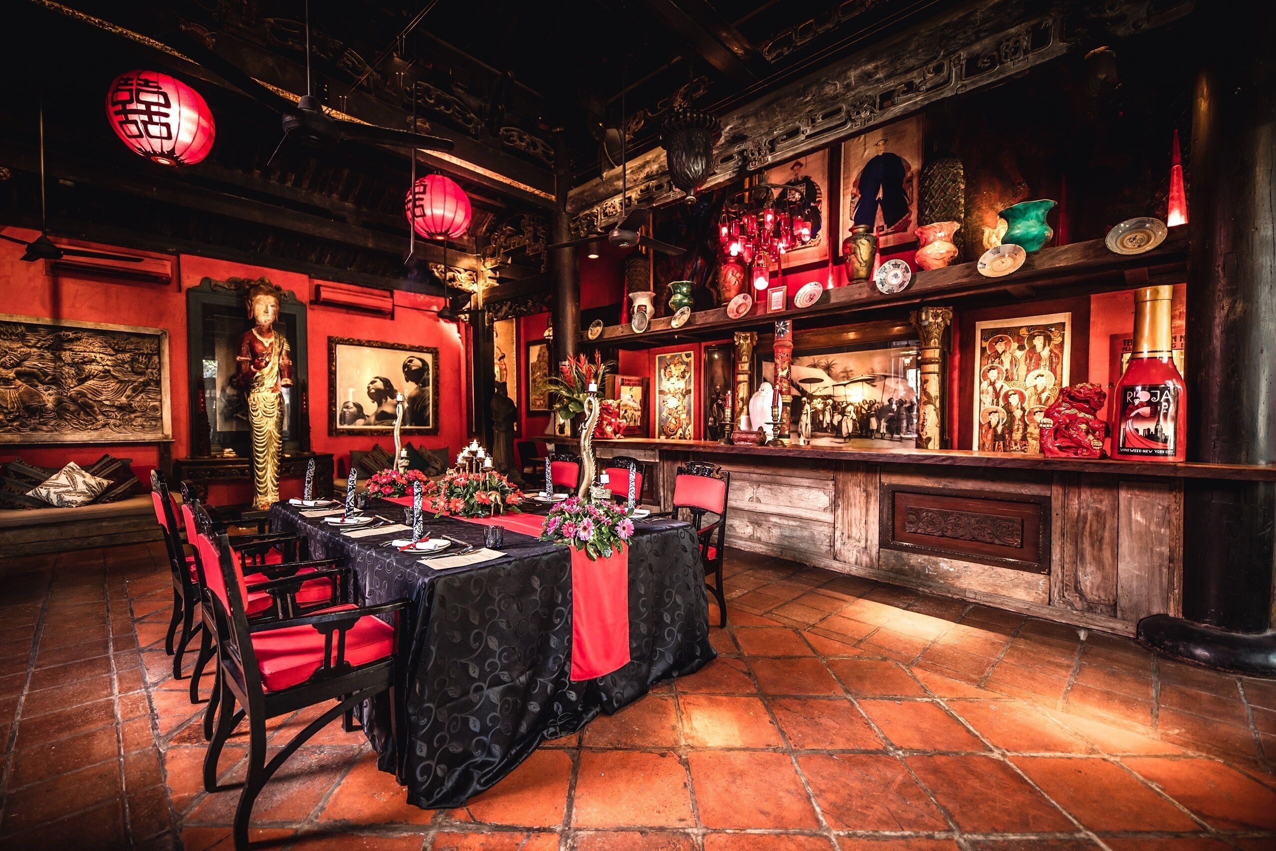 5 nhà hàng, phục vụ bữa sáng, bữa trưa, món ăn mang phong cách quốc tế 