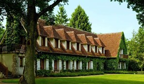 Garden - Auberge des Templiers (Boismorand)