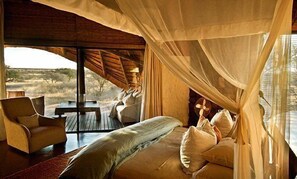 Hypo-allergenic bedding, down comforters, Select Comfort beds, minibar