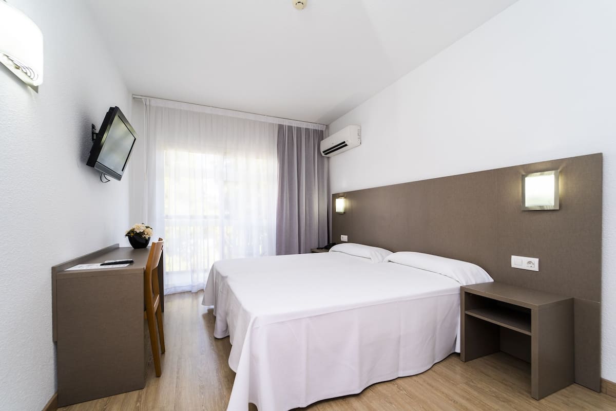 Camera doppia, terrazzo | Tende oscuranti, Wi-Fi gratuito, lenzuola