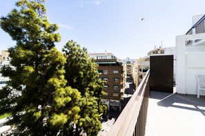 Blackout drapes, free WiFi, bed sheets, wheelchair access