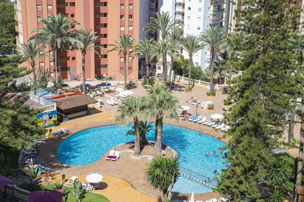 Indoor pool, seasonal outdoor pool, pool umbrellas, pool loungers