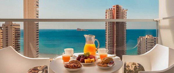 Hochwertige Bettwaren, Minibar, Zimmersafe, Schreibtisch