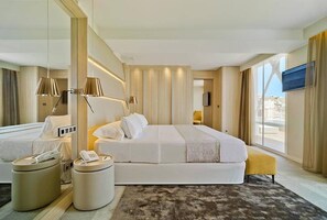 Premium bedding, minibar, in-room safe, desk