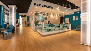 Àrea amb seients del vestíbul