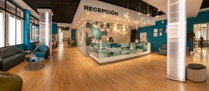 Lobby sitting area - Hotel Olympus (Benidorm)