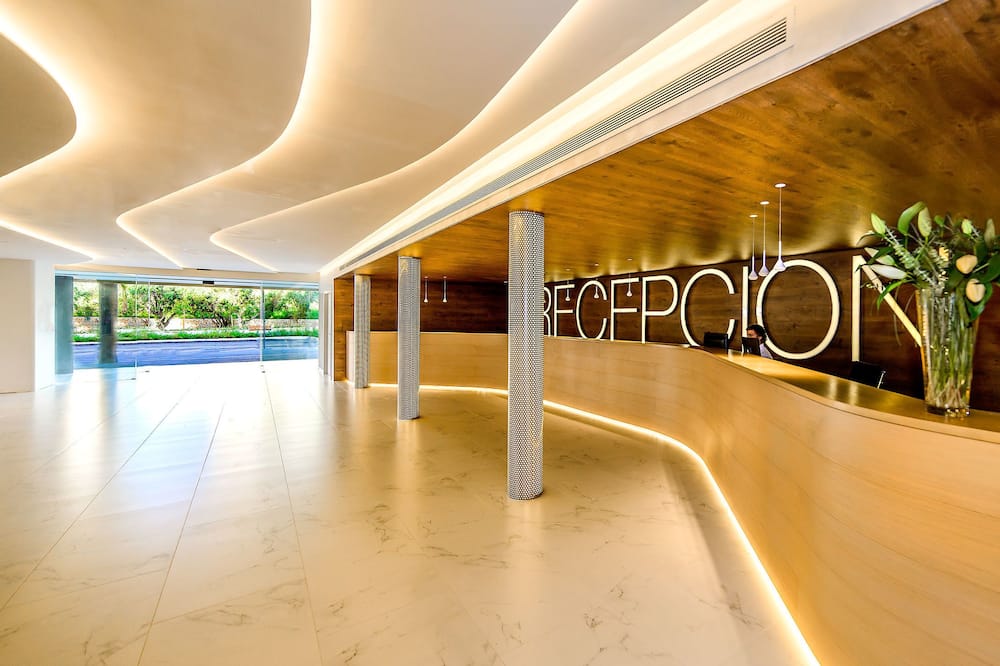 Hotel Carlos l