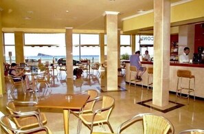 Unclassified image, 3 of 82, button - Marconi (Benidorm)